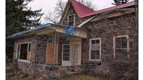 Dec/9/12 - Redman-Farmstead2.jpg