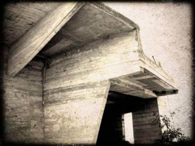 Lurid Fortification - Grand Valley, Ontario