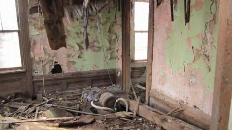 Silverdale's House of Cards photo 5