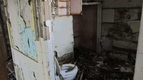 Decay at its Height - Silverdales-House-of-Cards50.jpg