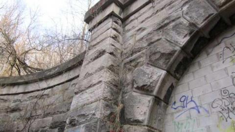 Blue Ghost Tunnel - Blue-Ghost-Tunnel--Merritton73.jpg