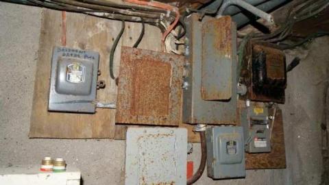 Deserted Chromatics - syimage.jpg