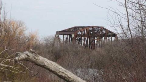 Old Third Welland Canal - Swing-Bridge-to-Pump-House3.jpg