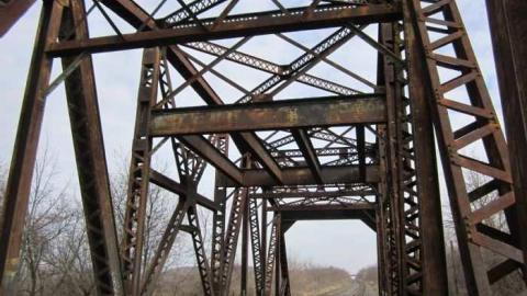 Old Third Welland Canal - Swing-Bridge-to-Pump-House4.jpg