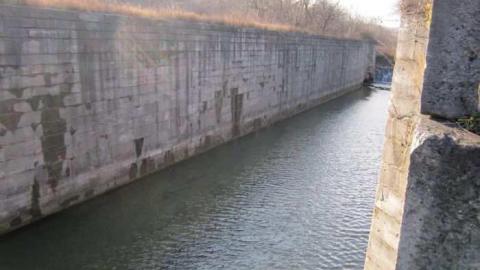 Old Third Welland Canal - Swing-Bridge-to-Pump-House8.jpg
