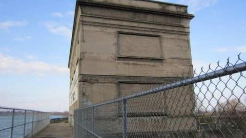 Old Third Welland Canal - Swing-Bridge-to-Pump-House17.jpg