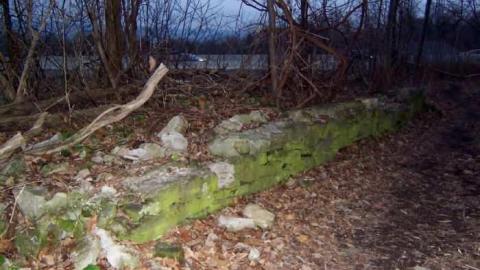 Old Stone Building - Bruce-Trail-Stone-building18.jpg