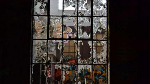 Linseed Summer 2012 - Linseed-Factory304.jpg