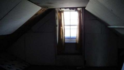 Small Barn & 2 Homes - Calabogie-Small-Abandoned-Barn17.jpg