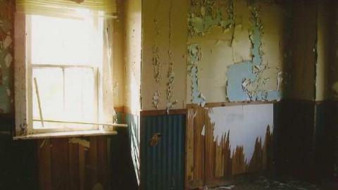 Fragments - Melancthon-(ghost-town)157.jpg