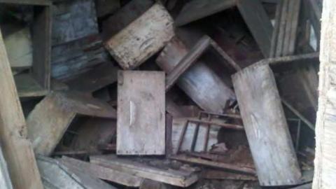 Bee Keepers Shed photo 3