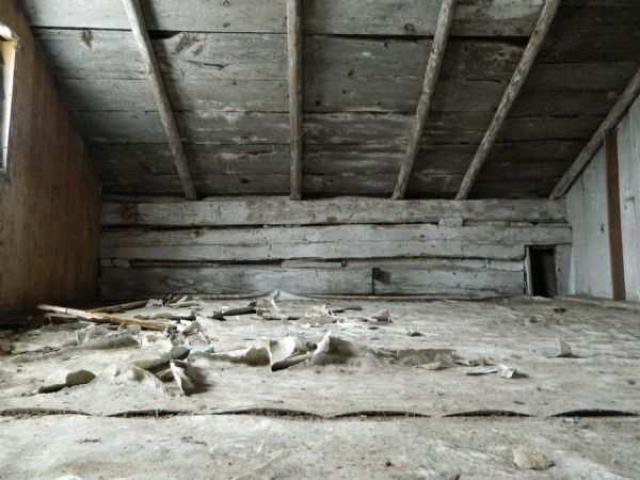 Small Log House photo 4