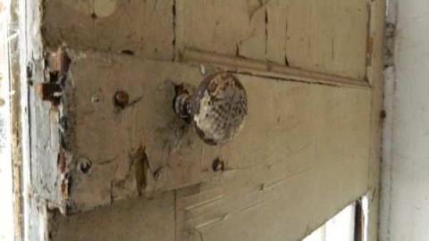 Pretty Stone House - Beautiful-Stone-House57.jpg