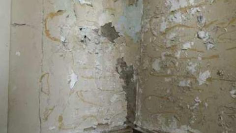 Pretty Stone House - Beautiful-Stone-House60.jpg