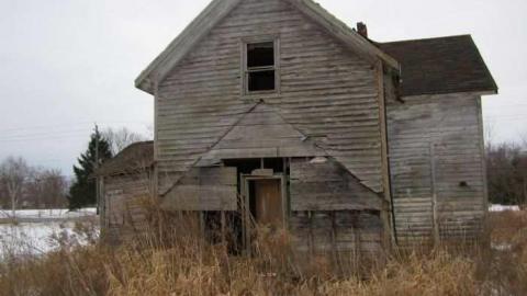 Mud Cat House - The-Stakes-Are-In23.jpg