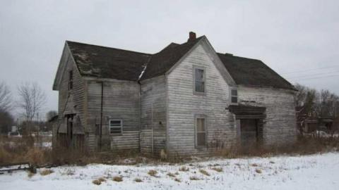 Mud Cat House - The-Stakes-Are-In13.jpg