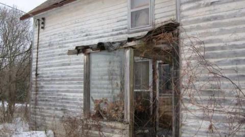 Mud Cat House - The-Stakes-Are-In24.jpg