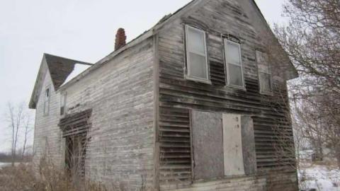 Mud Cat House - The-Stakes-Are-In14.jpg