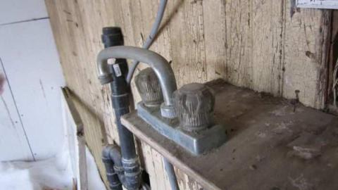 Mud Cat House - The-Stakes-Are-In15.jpg