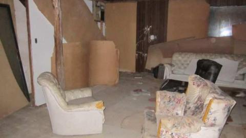 Mud Cat House - The-Stakes-Are-In31.jpg