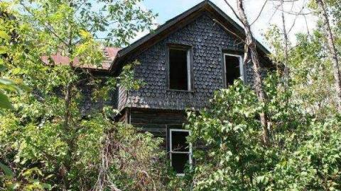 Gallery - Manitoulin-House8.jpg