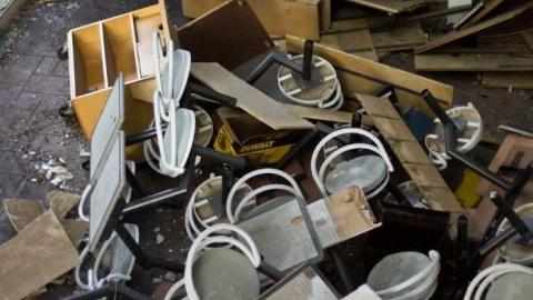 November 14, 2010 - Info-Centre45.jpg