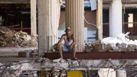 July 17, 2011 - Regal-Constellation48.jpg