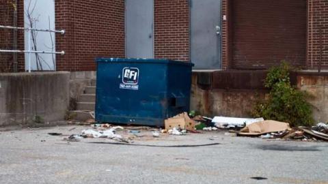 November 5, 2009 - Honeydale-Mall20.jpg