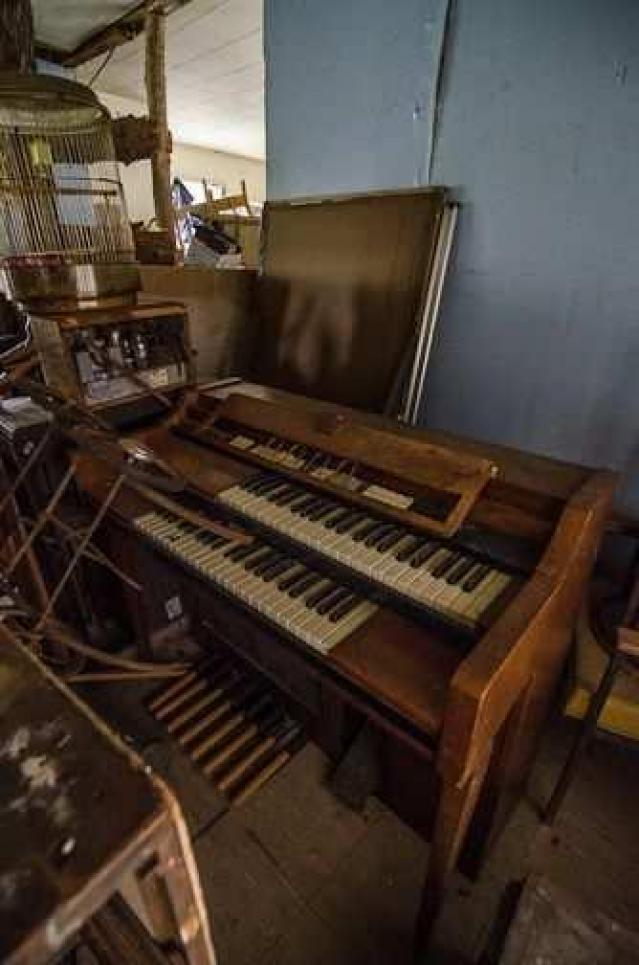 House and Trailer photo 4