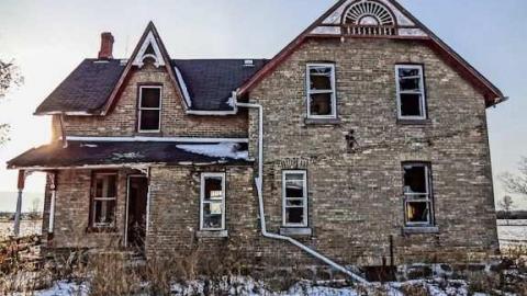 Age and Beauty! - Warden-and-Baseline2.jpg