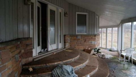 Abandoned Cat Lady House - Burlington, Ontario