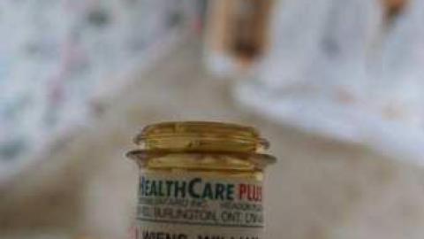 Existence In A Hatbox - Abandoned-Cat-Lady-House120.jpg