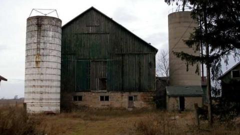 Photo from Barns Make Me Happy