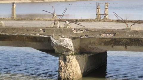 Forbidden Roads and Bridges - Forbidden-Roads-and-Bridges17.jpg