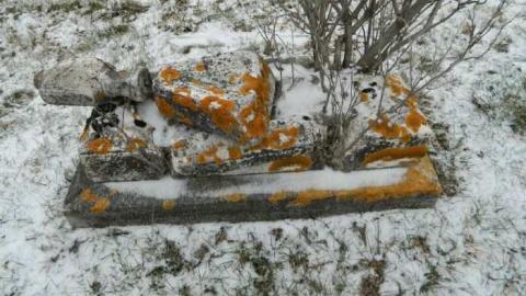 PleasantView Pioneer Cemetery photo 3