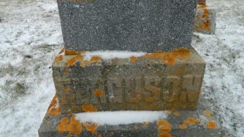 A Pleasant View - PleasantView-Pioneer-Cemetery25.jpg