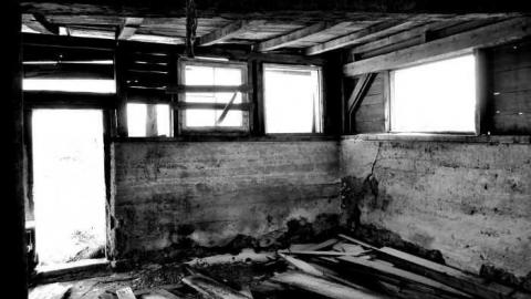 Late Dec 2012 - Christian-Hoover-House100.jpg