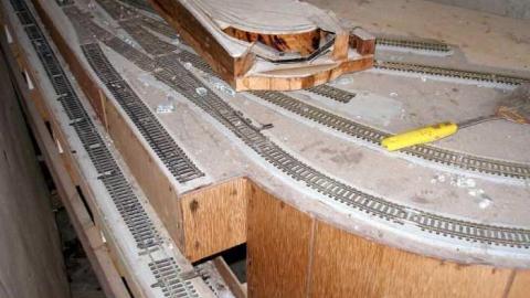 20th Time Is A Charm - Neglected-Manor246.jpg