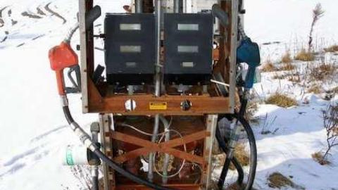 Wash your Esso - Shawson-Esso3.jpg