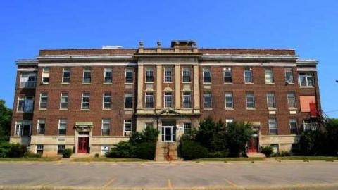 Exteriors - South-Street-Hospital33.jpg