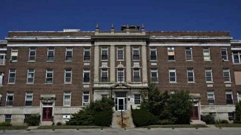 Exteriors - South-Street-Hospital22.jpg