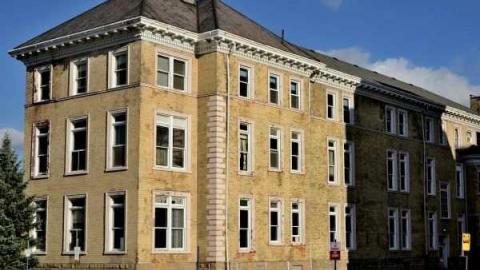 Exteriors - South-Street-Hospital39.jpg