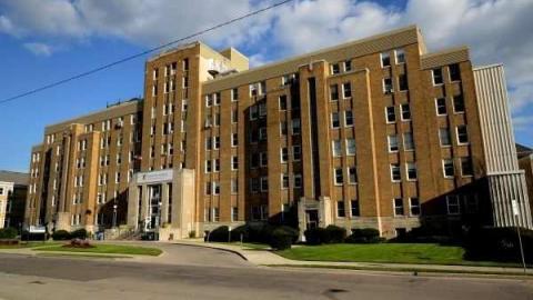 Exteriors - South-Street-Hospital40.jpg