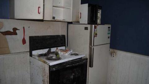 snow apples - City-Orchards180.jpg