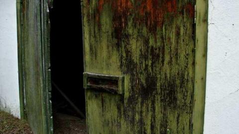 Burchell Lake, Ontario - Burchell-Lake-(ghost-town)18.jpg