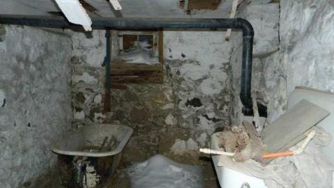 Walkerton Stone House - Walkerton-Stone-House10.jpg