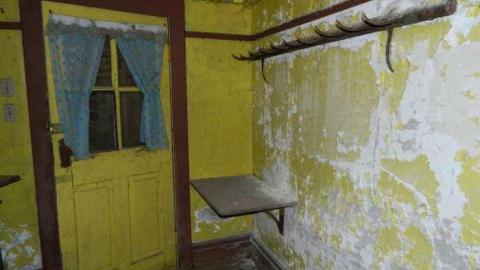 Walkerton Stone House - Walkerton-Stone-House19.jpg