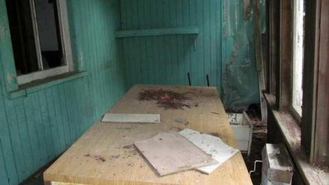 Before the boards - Christian-Hoover-House117.jpg