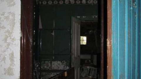 Before the boards - Christian-Hoover-House172.jpg