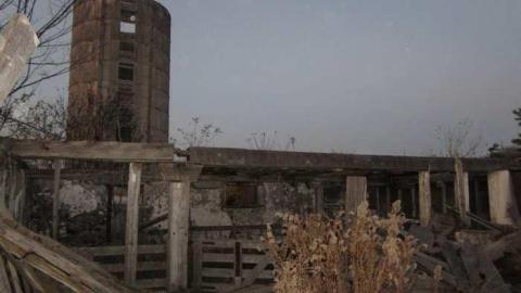 Before the boards - Christian-Hoover-House145.jpg